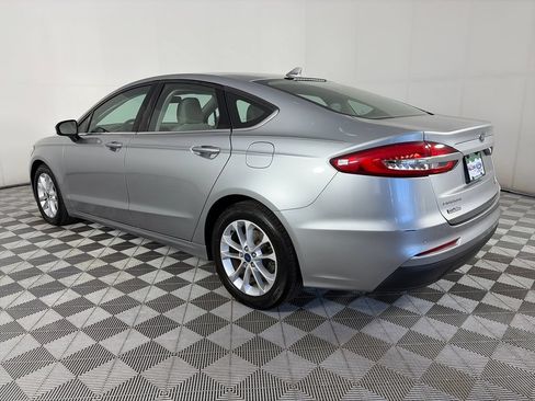 Used 2020 Ford Fusion SE FWD image 5
