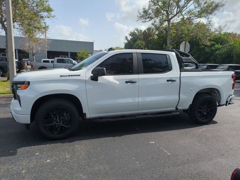 Used 2022 Chevrolet Silverado 1500 Custom w/ Rally Edition RWD image 9