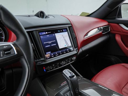 Certified 2023 Maserati Levante GT AWD/4WD image 20