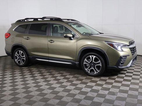 Used 2023 Subaru Ascent Limited image 16