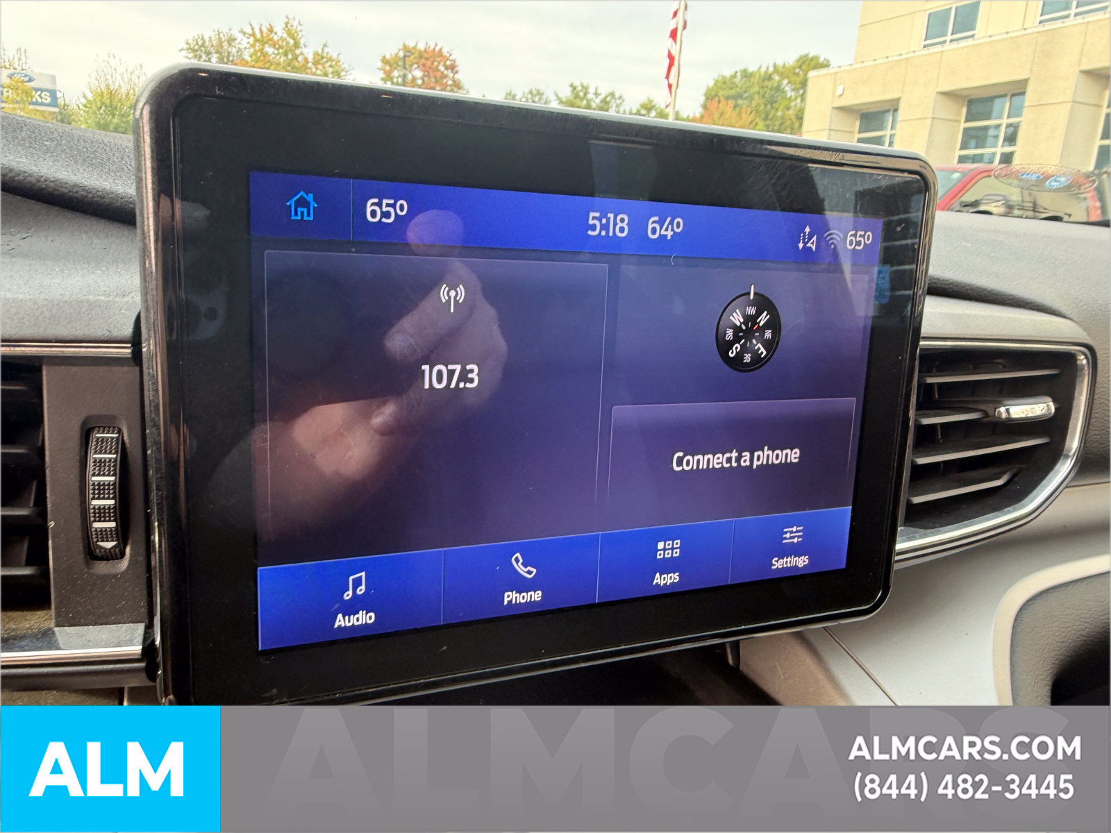 Used 2022 Ford Explorer XLT w/ Equipment Group 202A RWD image 17