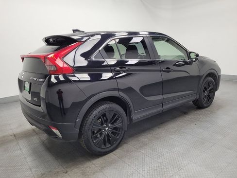 Used 2019 Mitsubishi Eclipse Cross LE image 10