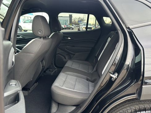 Used 2024 Chevrolet Trax RS image 19