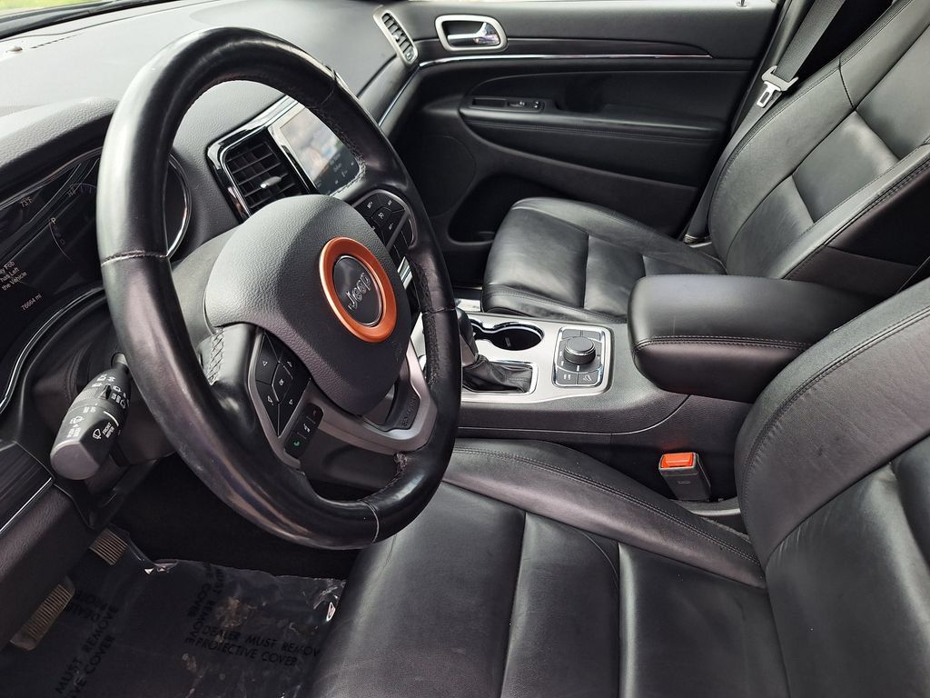 Used 2020 Jeep Grand Cherokee Limited AWD/4WD image 10