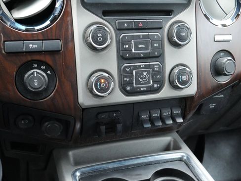 Used 2015 Ford F350 Lariat w/ Lariat Ultimate Package image 13