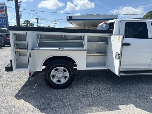 Used 2013 RAM 3500 Tradesman RWD image 16