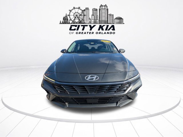 Used 2025 Hyundai Elantra SEL FWD image 9