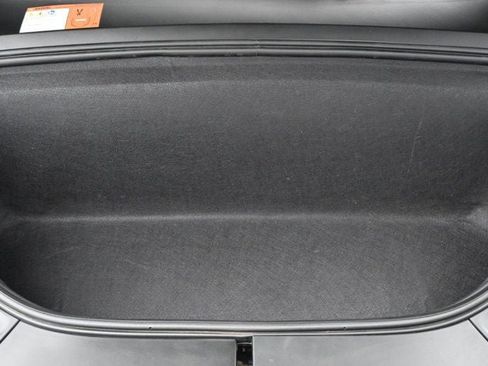 Used 2018 Tesla Model X 75D image 18