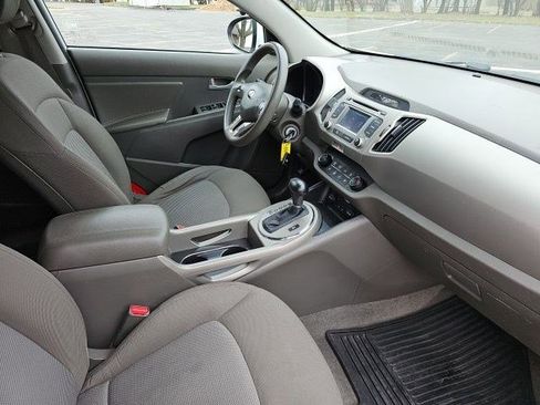 Used 2015 Kia Sportage LX image 11