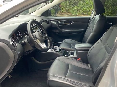 Used 2017 Nissan Rogue Sport SL FWD image 10