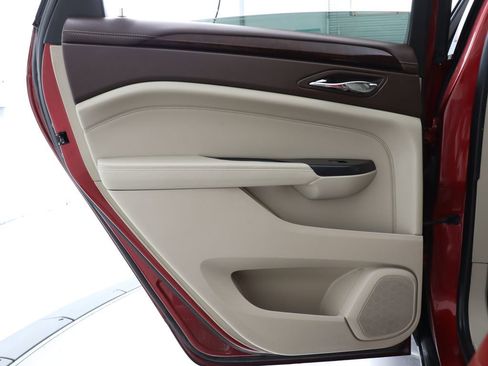 Used 2014 Cadillac SRX Premium image 43