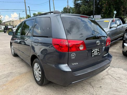 Used 2007 Toyota Sienna LE FWD image 3