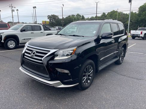 Used 2019 Lexus GX 460 Premium AWD/4WD image 3