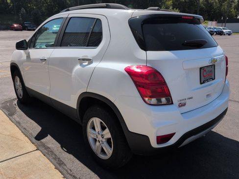Used 2020 Chevrolet Trax LT w/ LT Convenience Package AWD/4WD image 6