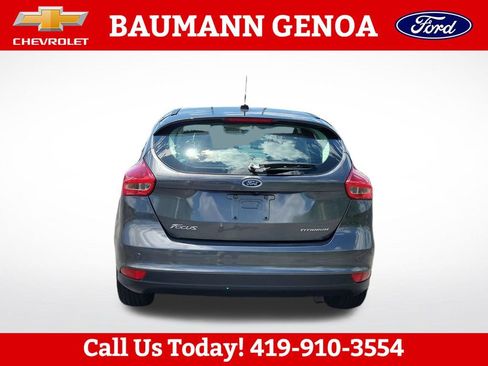 Used 2018 Ford Focus Titanium FWD image 4