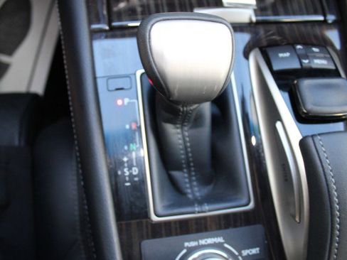 Used 2017 Lexus LS 460 image 35