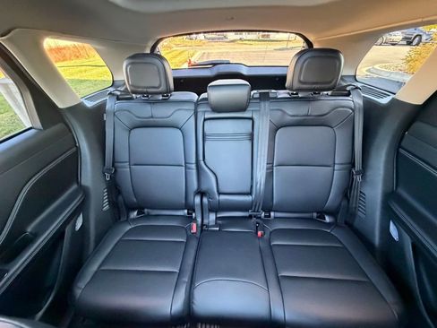 New 2026 Lincoln Corsair Premiere image 41