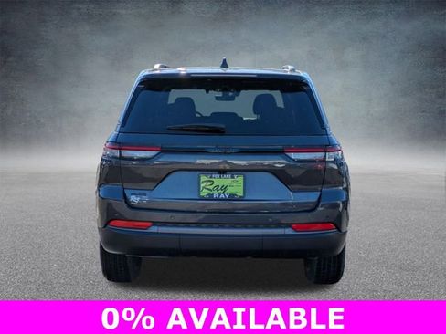 New 2026 Jeep Grand Cherokee Altitude image 5