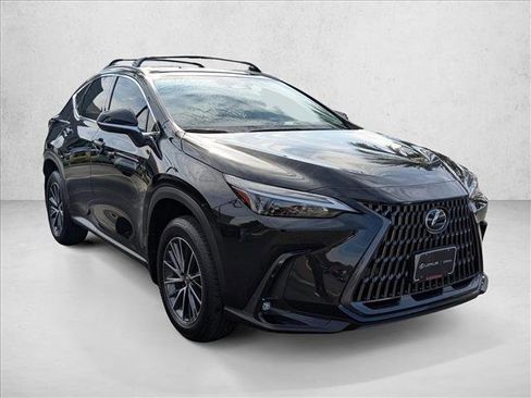 Used 2025 Lexus NX 350h AWD w/ Premium Package image 3