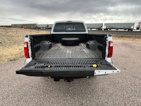 Used 2011 Ford F350 Lariat w/ Lariat Interior Pkg image 5