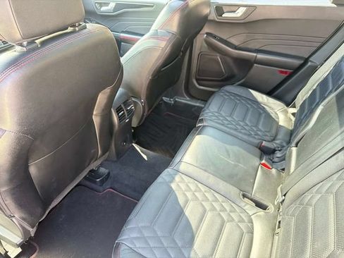 Used 2023 Ford Escape ST-Line Elite w/ Premium Technology Package AWD/4WD image 15