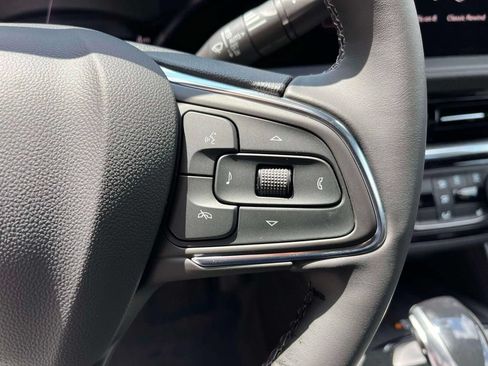 New 2026 Buick Envista Sport Touring w/ Convenience I Package FWD image 25