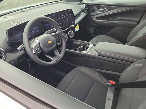 New 2026 Chevrolet Blazer EV LT image 3