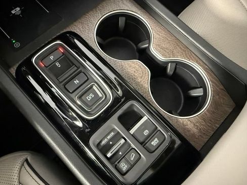 Used 2026 Honda Pilot Elite image 26