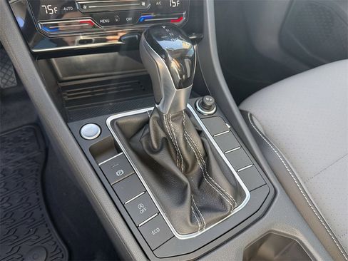 New 2026 Volkswagen Jetta SE image 20