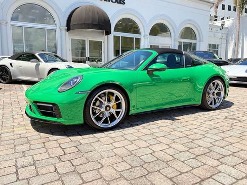 Used 2021 Porsche 911 Targa 4 AWD/4WD image 2
