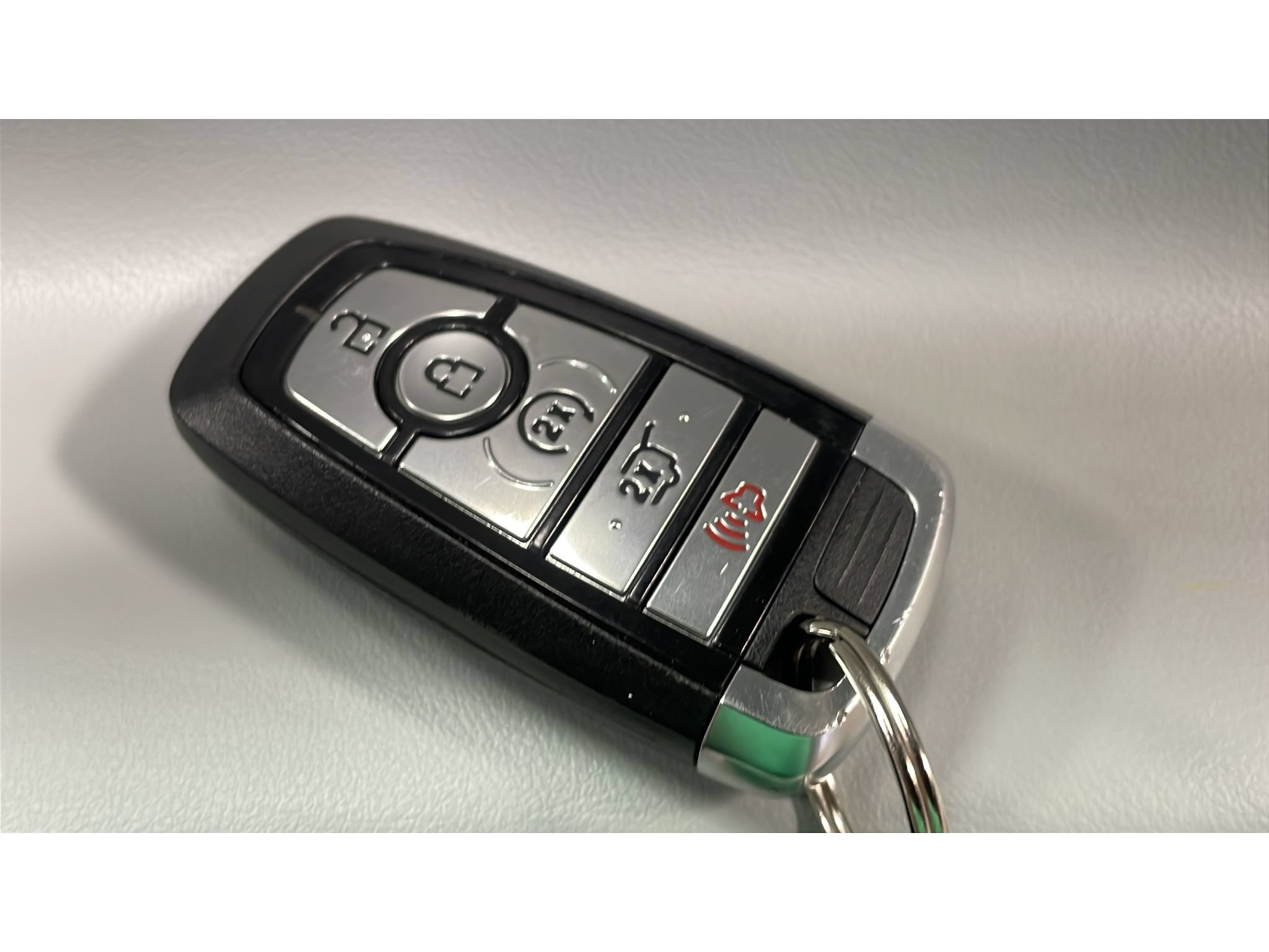Used 2025 Ford Expedition Platinum w/ Driver's Package AWD/4WD image 21