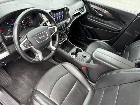 Used 2023 GMC Terrain SLT image 10
