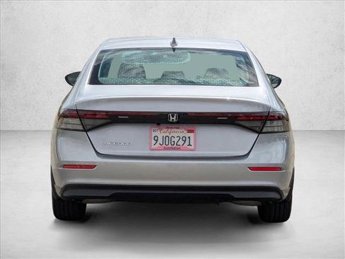 Used 2023 Honda Accord EX image 7