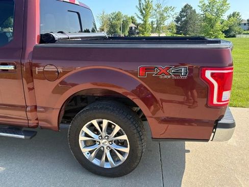 Used 2015 Ford F150 XLT w/ Equipment Group 302A Luxury AWD/4WD image 7