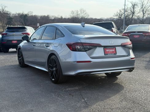 Used 2025 Honda Civic Sport image 5