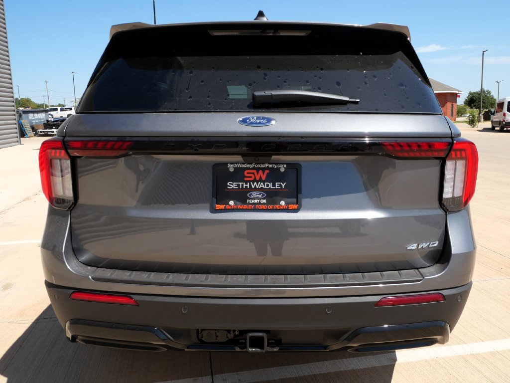 New 2026 Ford Explorer ST-Line AWD/4WD image 5