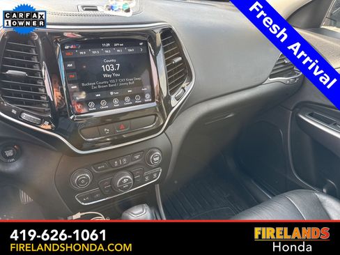 Used 2020 Jeep Cherokee Limited image 23