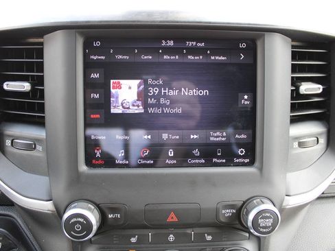 Used 2021 RAM 1500 Big Horn AWD/4WD image 30