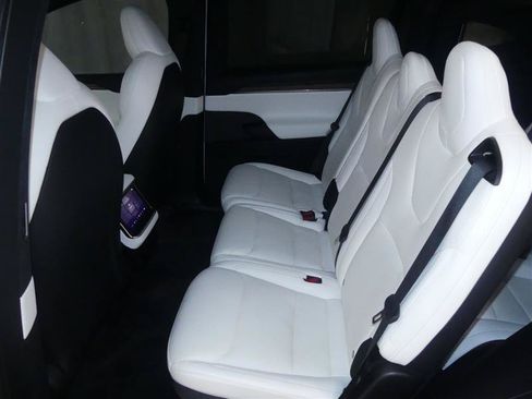 Used 2023 Tesla Model X AWD/4WD image 25