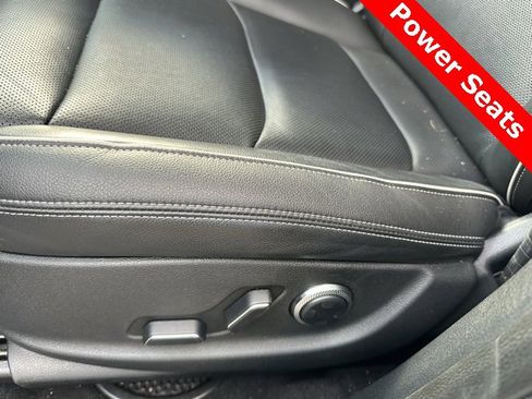 Used 2024 Genesis GV70 2.5T w/ Advanced Package image 29