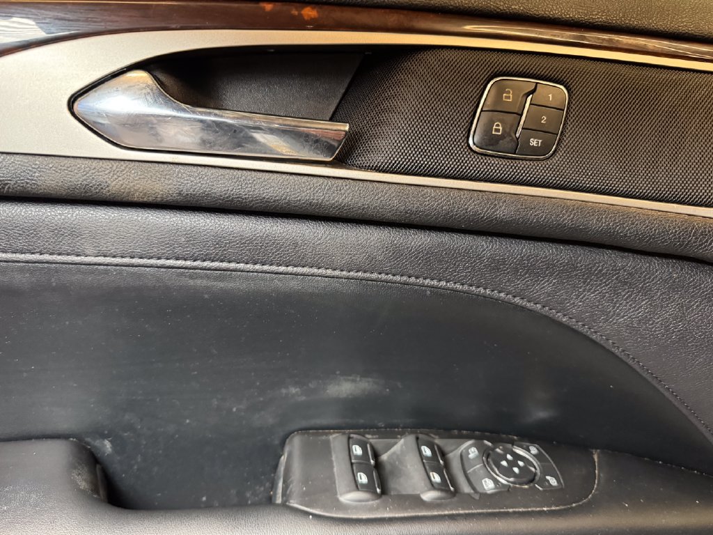 Used 2019 Lincoln MKZ Reserve FWD image 17