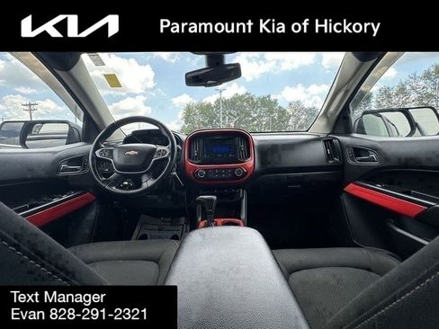 Used 2015 Chevrolet Colorado LT w/ LT Convenience Package image 8