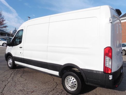 Used 2023 Ford Transit 350 T-350 HD Medium Roof 148 W/B image 2