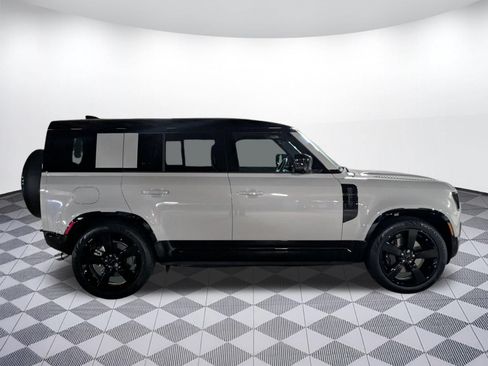 New 2026 Land Rover Defender 110 X-Dynamic SE AWD/4WD image 11