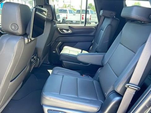 Used 2024 Chevrolet Tahoe High Country w/ Advanced Technology Package AWD/4WD image 13