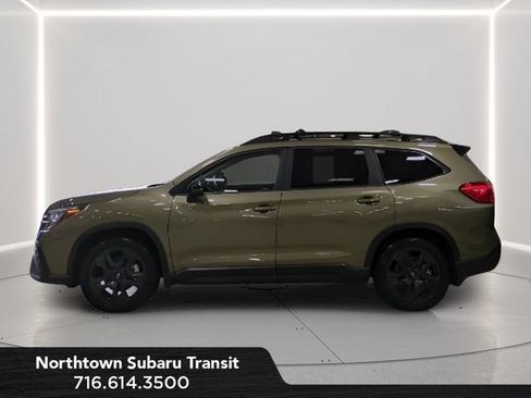 Used 2023 Subaru Ascent Onyx Edition AWD/4WD image 2