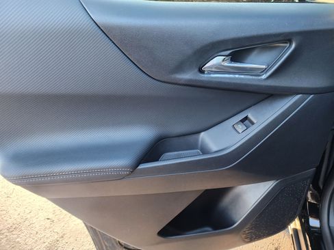 New 2026 Chevrolet Equinox LT w/ Convenience Package II image 16