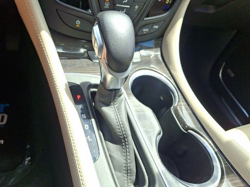 Used 2020 Buick Envision Premium AWD/4WD image 14