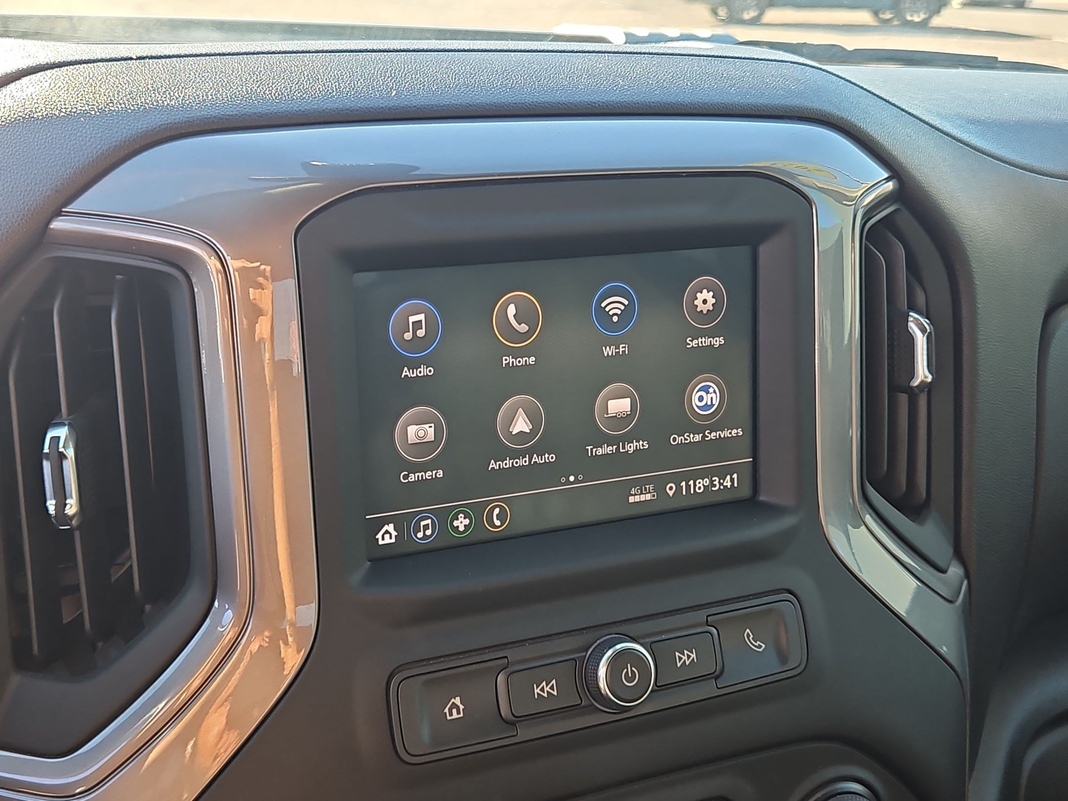 Certified 2023 Chevrolet Silverado 2500 Custom w/ Custom Value Package AWD/4WD image 17