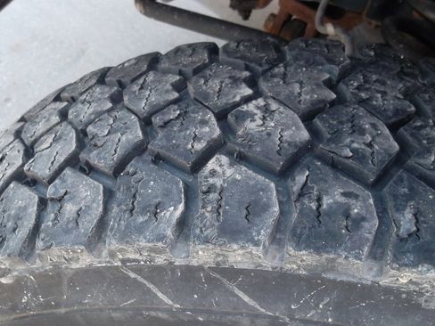 Used 2010 Ford F550 2WD Regular Cab Super Duty image 23